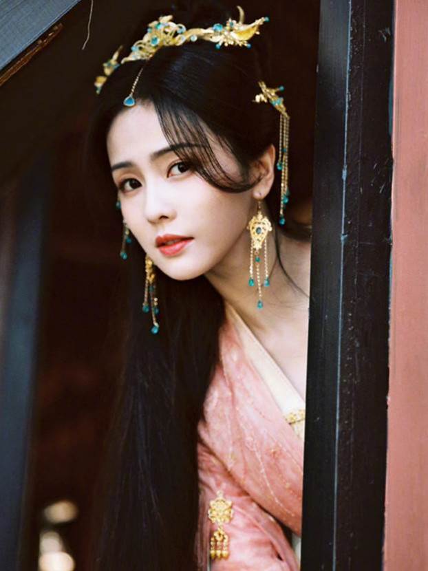 穿書后我治愈了病弱反派