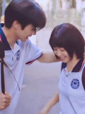 撿到一只小喪尸