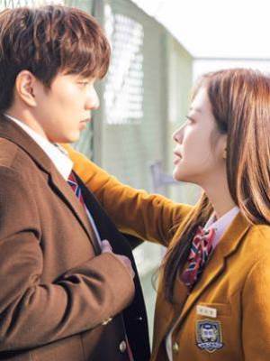 《我和校霸互換身體》