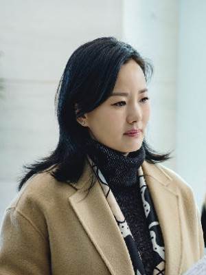 我爸出去跟人約會，我連夜換了鎖。