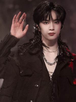 我和饕餮訂親了