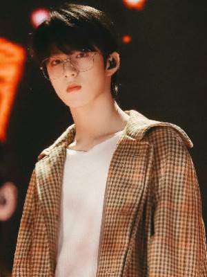 穿進虐文我反擊了霸總