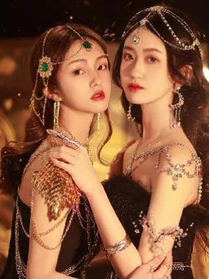 神婆閨蜜帶我躺平