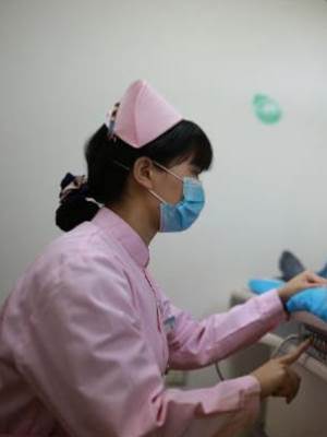男科女護士
