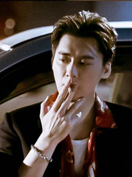 綠茶：綠茶再婊，多虧沙雕